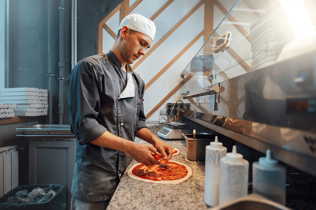 Use This Example Pizza Business Plan to Open Your Pizzeria